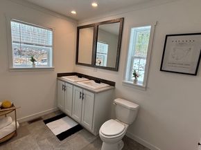 6 Berry Farms Road 6, Sturbridge MA 01566