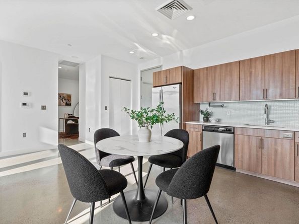 9 Medford Street PH3, Somerville MA 02143