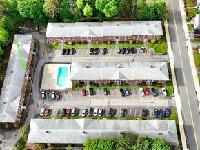 31 Arlington Rd 6, Woburn MA 01801