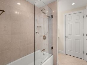 70 Jericho Rd 70, Weston MA 02493