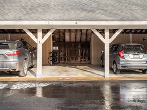 70 Jericho Rd 70, Weston MA 02493