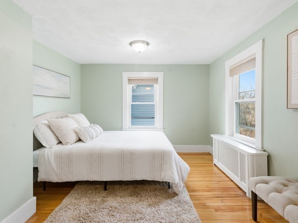 49 Spruce St, Winchester MA 01890