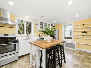 49 Spruce St, Winchester MA 01890