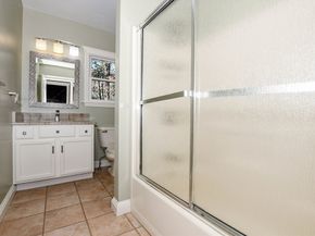 850 Main St, Wareham MA 02576