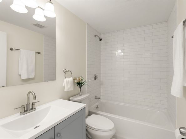 390 Great Rd B16, Acton MA 01720