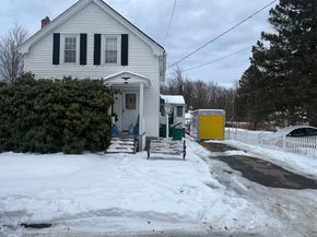 51 Exeter St, Fitchburg MA 01420