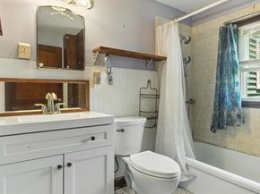 14 Doris Dr, Abington MA 02351