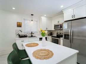 82 Blue Hill Ave, Milton MA 02186