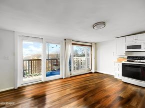 5 Marshfield St, Gloucester MA 01930