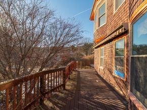 5 Marshfield St, Gloucester MA 01930