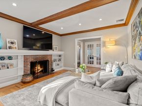 55 Evelyn Rd, Newton MA 02468