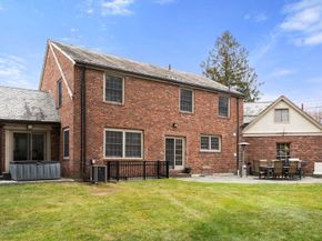 55 Evelyn Rd, Newton MA 02468