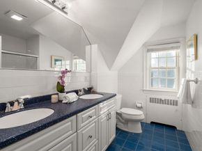 55 Evelyn Rd, Newton MA 02468