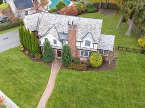 55 Evelyn Rd, Newton MA 02468