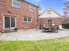 55 Evelyn Rd, Newton MA 02468