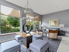 20 Hammond Pond Pkwy 602, Newton MA 02467