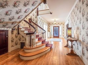 19 Kenilworth Road, Worcester MA 01602