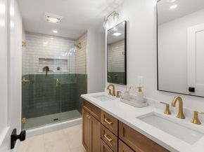 7 Bennett St 1, Medford MA 02155