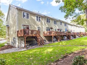 923 Lagrange St 923, Boston MA 02132