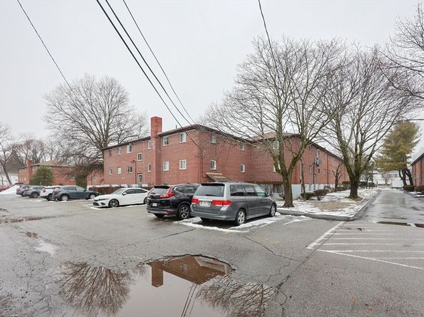 60 Bryon Rd 1, Boston MA 02467