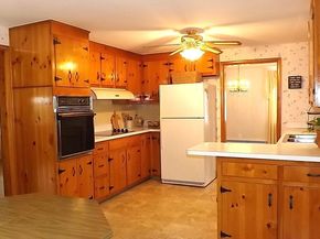 48 Ernest Ave, Worcester MA 01604