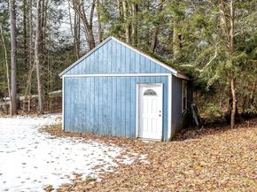 28 Holly Drive, Gardner MA 01440
