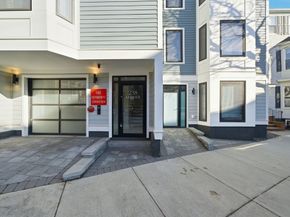 238 Webster St 6, Boston MA 02128