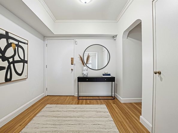 56 Elm St 2, Worcester MA 01609