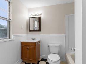 180 Main St D80, Bridgewater MA 02324