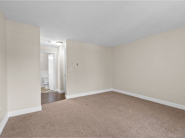 180 Main St D80, Bridgewater MA 02324