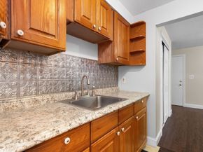 180 Main St D80, Bridgewater MA 02324