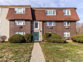 180 Main St D80, Bridgewater MA 02324