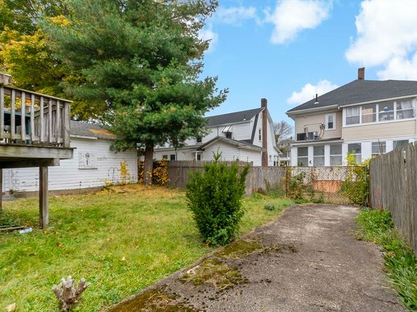 22-24 James St, Quincy MA 02169