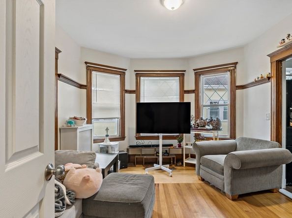 22-24 James St, Quincy MA 02169