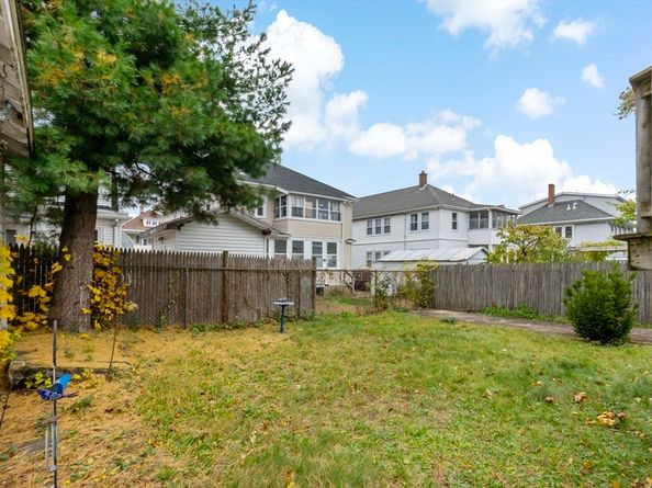 22-24 James St, Quincy MA 02169