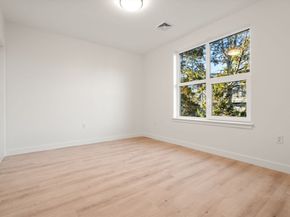 1151 Walnut 201, Newton MA 02461