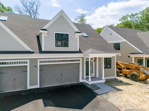 18 Talbot Lane 18, Reading MA 01867