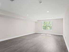 18 Talbot Lane 18, Reading MA 01867