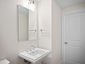 18 Talbot Lane 18, Reading MA 01867