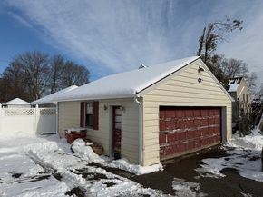 331 Burncoat St, Worcester MA 01606