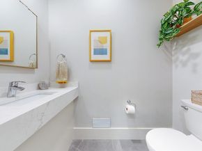 638 Webster St 638, Needham MA 02492