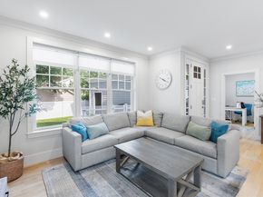 638 Webster St 638, Needham MA 02492