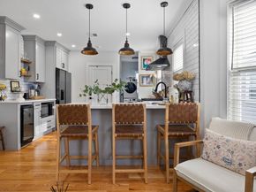 644 Adams St 3, Boston MA 02122