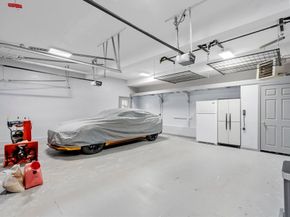 93 Benjamin St, Leominster MA 01453