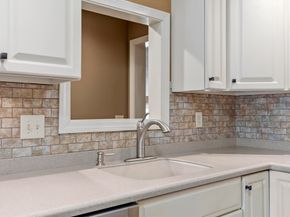 93 Benjamin St, Leominster MA 01453