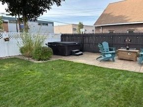 93 Benjamin St, Leominster MA 01453