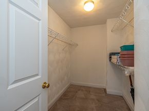 10 Charnstaff Ln 504, Billerica MA 01821