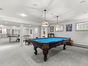 9 Sanderson Ln, Weston MA 02493