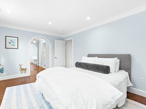 9 Sanderson Ln, Weston MA 02493