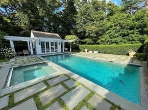 9 Sanderson Ln, Weston MA 02493